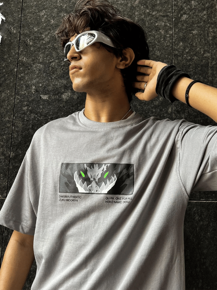 Fashionable  Graphic T-Shirt