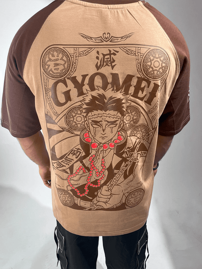 Fashionable Anime Graphic T-Shirt